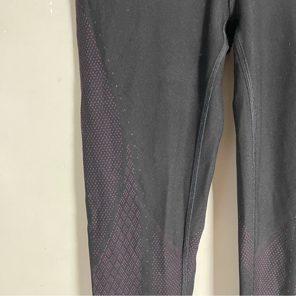 Lululemon Mapped Out High-Rise Tight 28" Black / Marvel size 4 yoga stretch gym - Picture 11 of 12